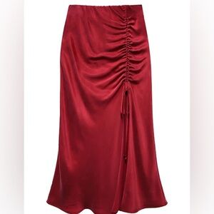 NWT Fifteen Twenty Fiona Ruched Midi Skirt. Salmon color, size S